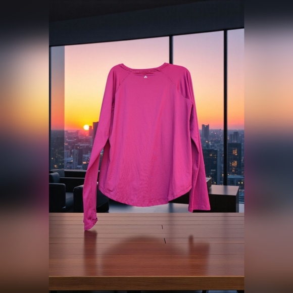 Tek Gear Adaptive Long Sleeve Performance Tee Color: Deco Sangria, LARGE (EUC) - Picture 4 of 7